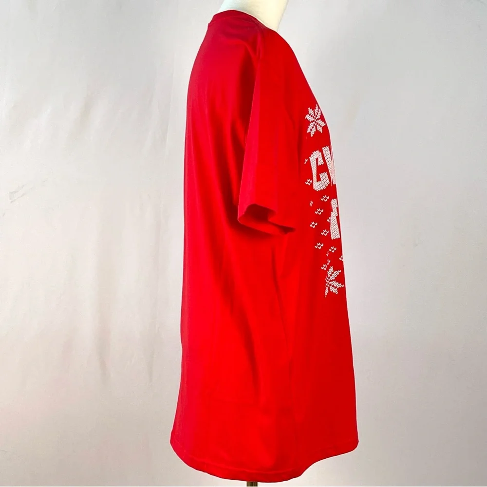 Home Alone Merry Christmas Graphic Tee NWT Kevin McCallister Holiday Shirt M